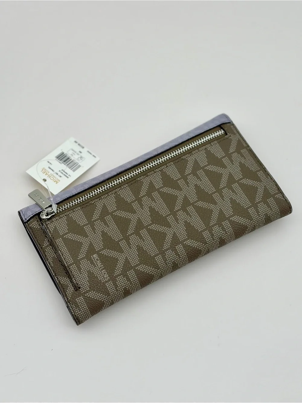 Michael Kors Two-Tone Jet Set Travel Trifold Wallet Lilac Multi